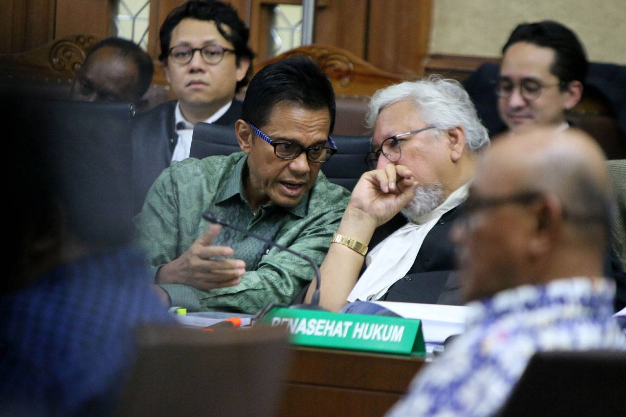 Soetikno Soedarjo dan...