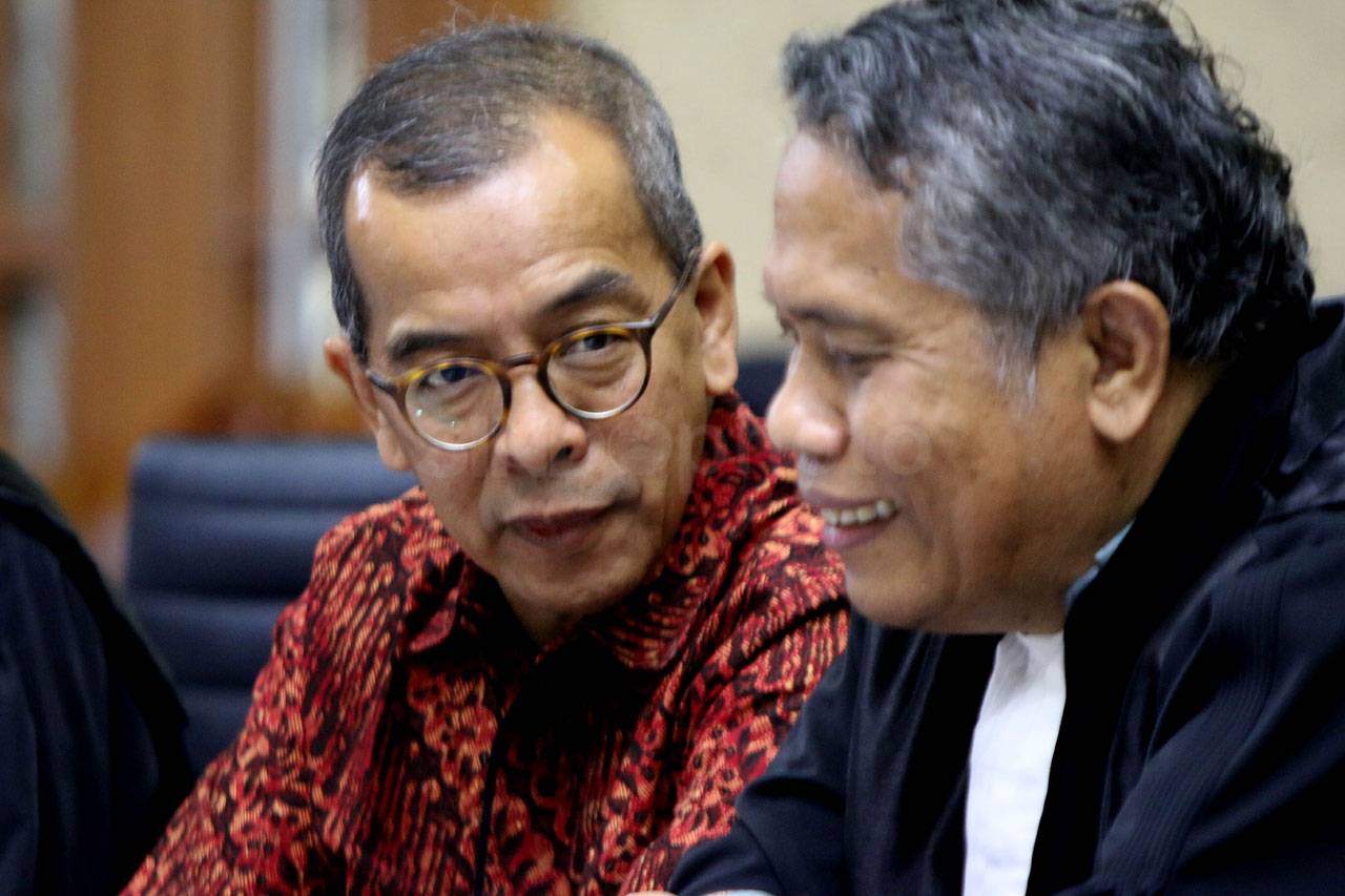 Soetikno Soedarjo dan...