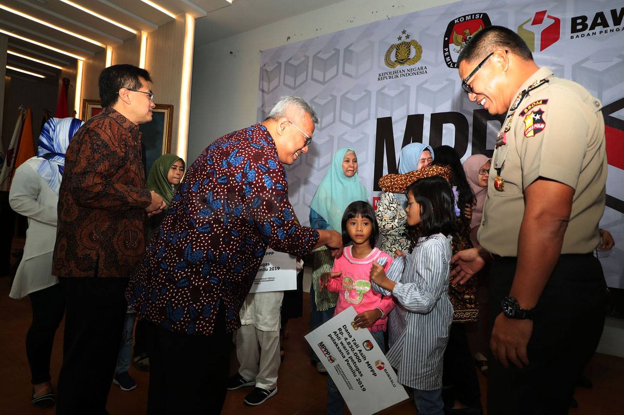 MPPP Berikan Santunan...