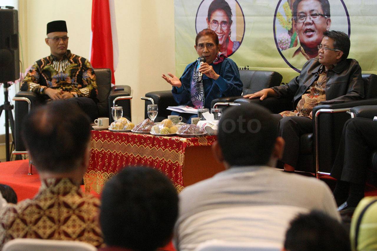 Diskusi Sengketa Natuna...