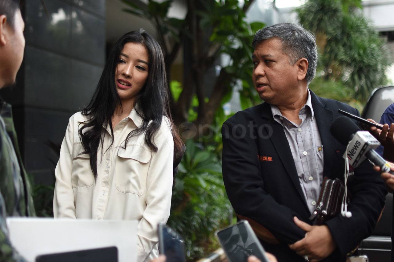 Pramugari Cantik Siwi...