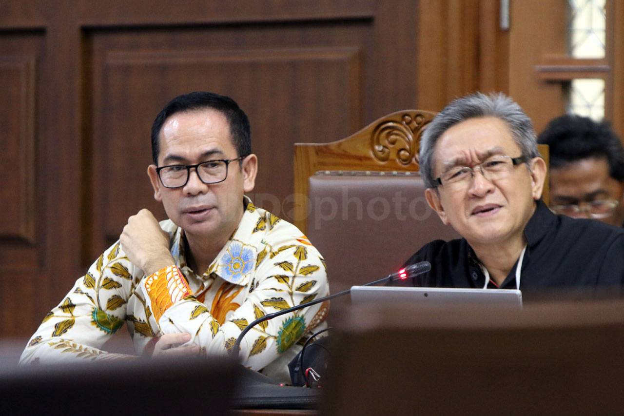 KPK Hadirkan Dua Saksi...