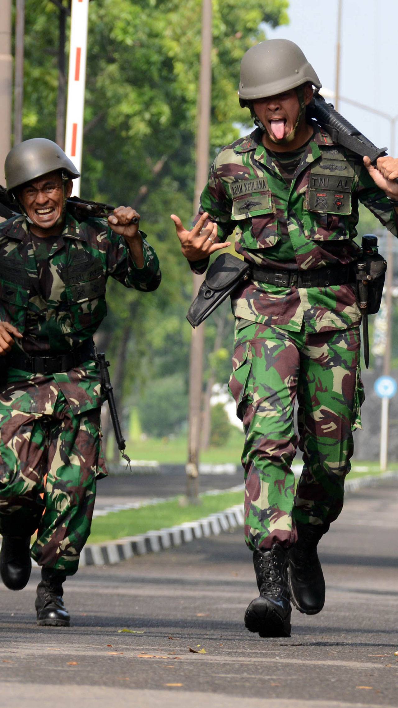 Prajurit Yonif 3 Marinir...