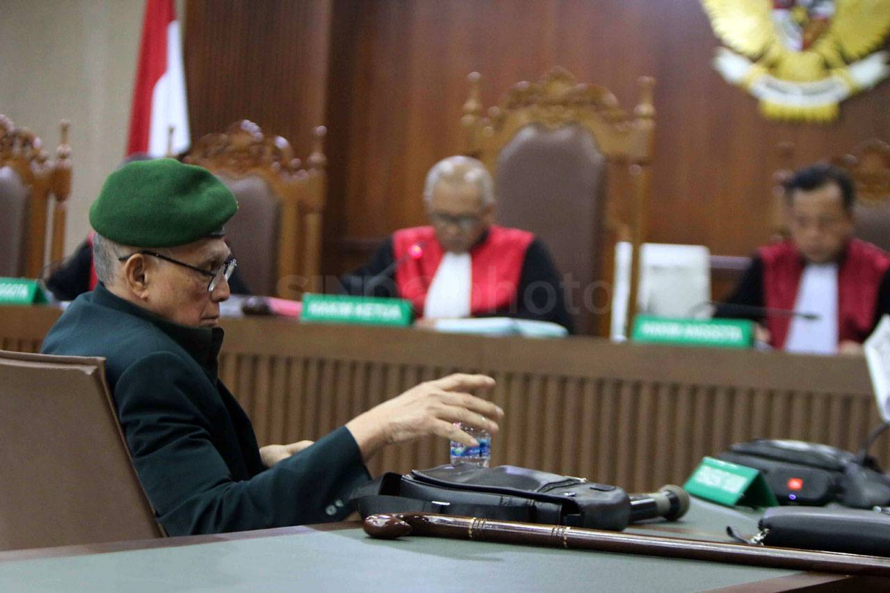 Sidang Kasus Kepemilikan...