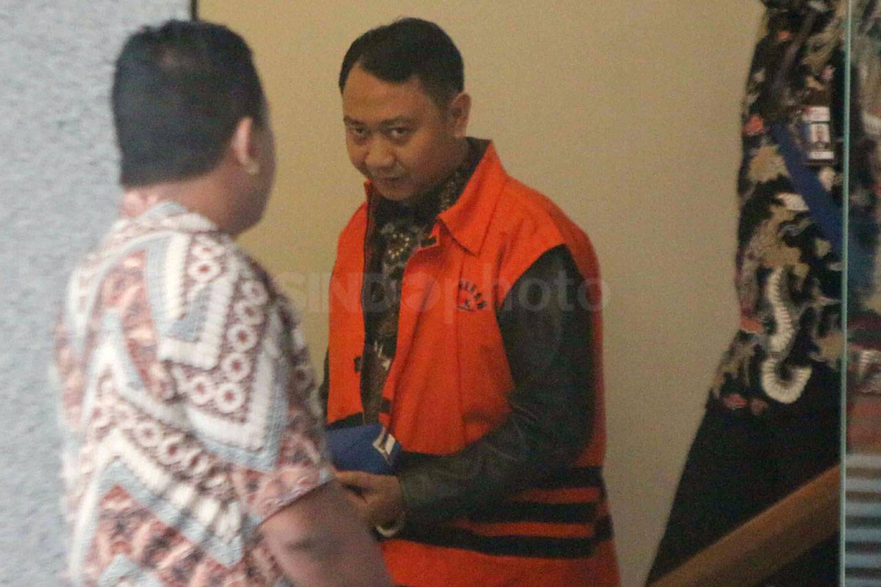 Terkait Suap, Bupati...