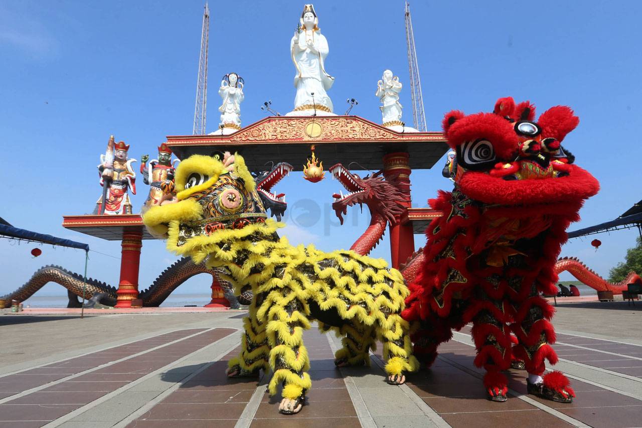 Barongsai dan Liong...