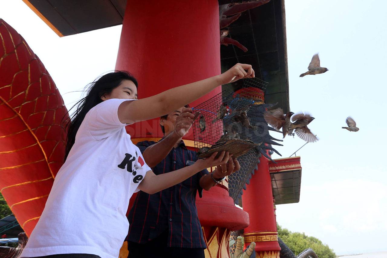 Barongsai dan Liong...