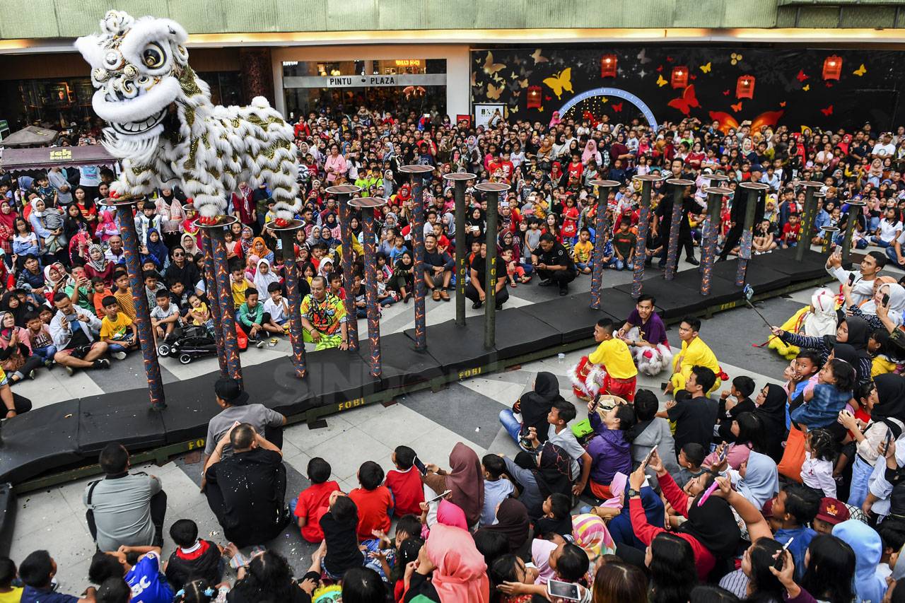 Atraksi Barongsai Pukau...