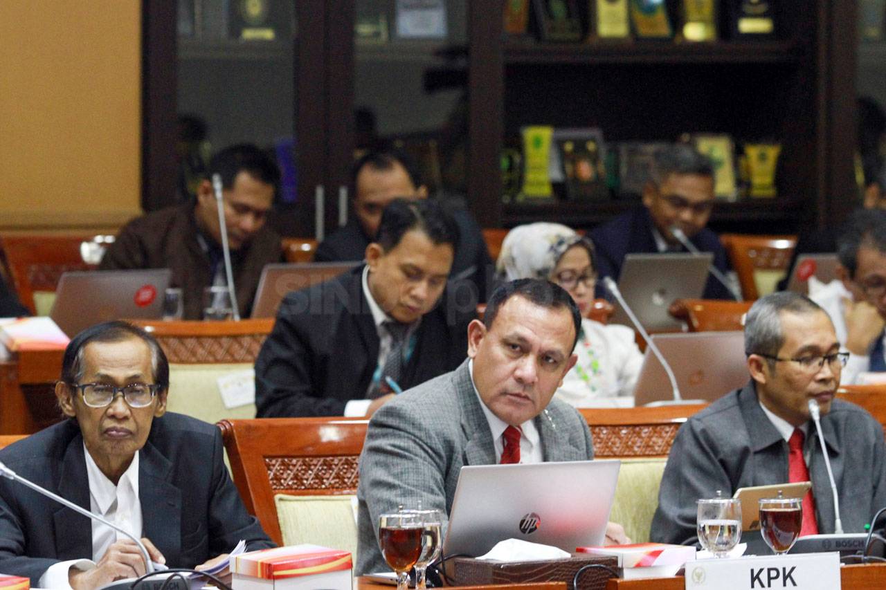 Pimpinan KPK dan Dewas...