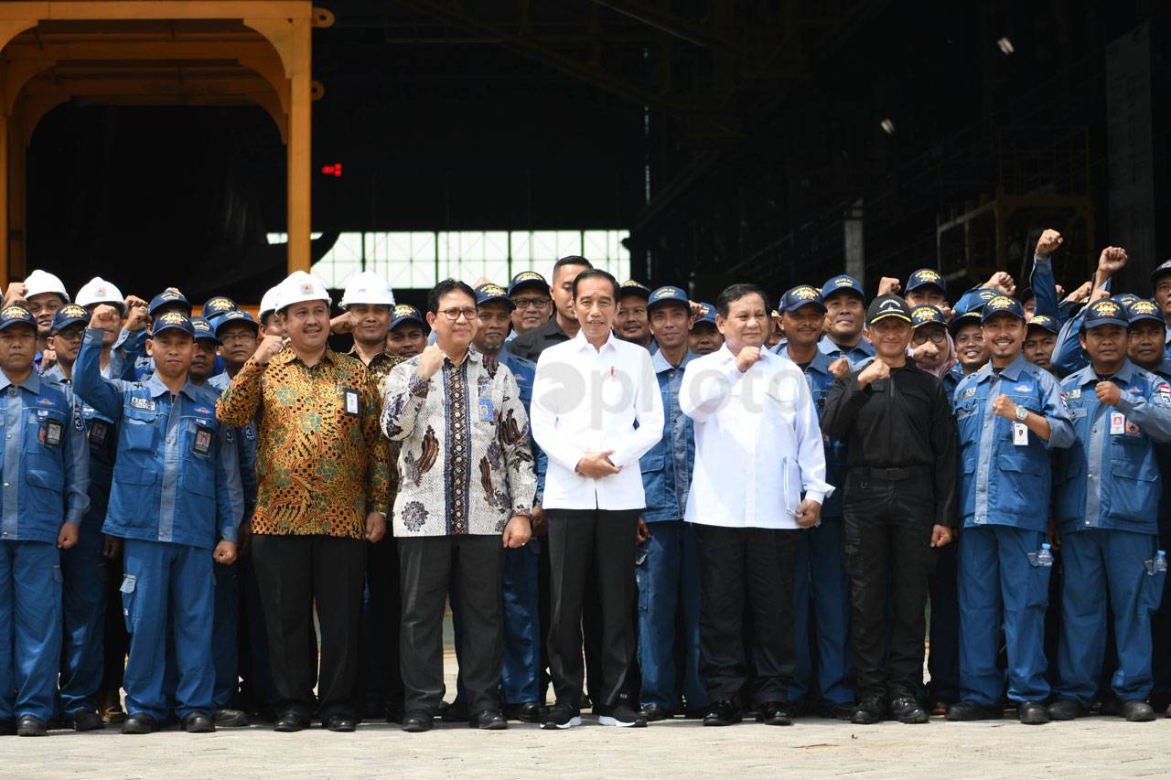 Presiden Jokowi Pimpin...