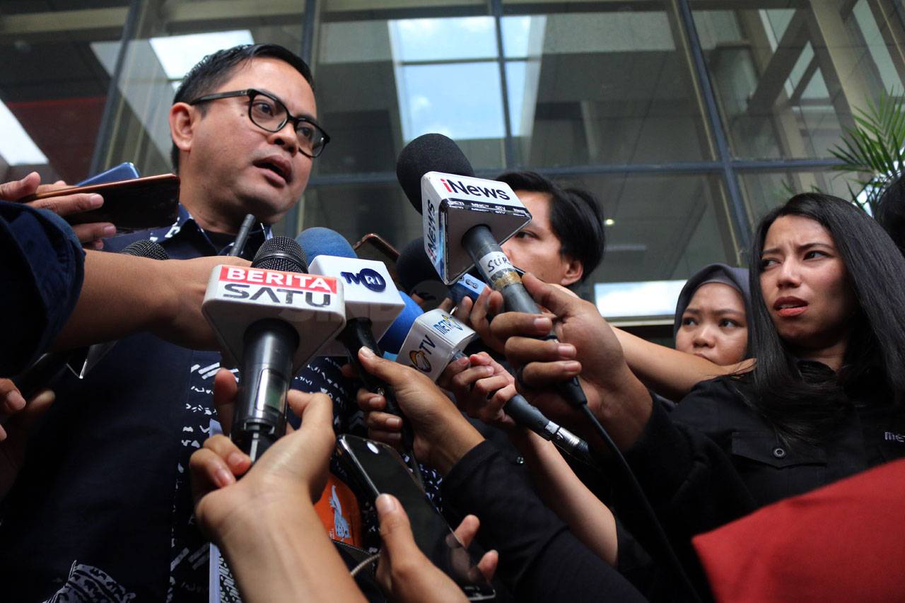 Dalami Kasus Wahyu Setiawan,...