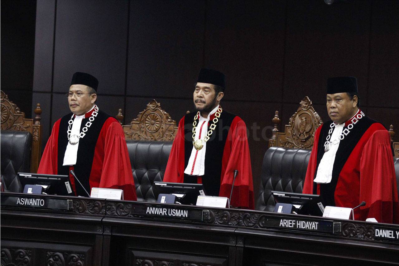 Presiden Jokowi Hadiri...