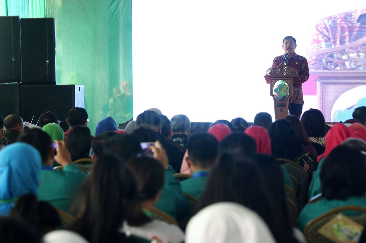 Menteri Kesehatan Hadiri...