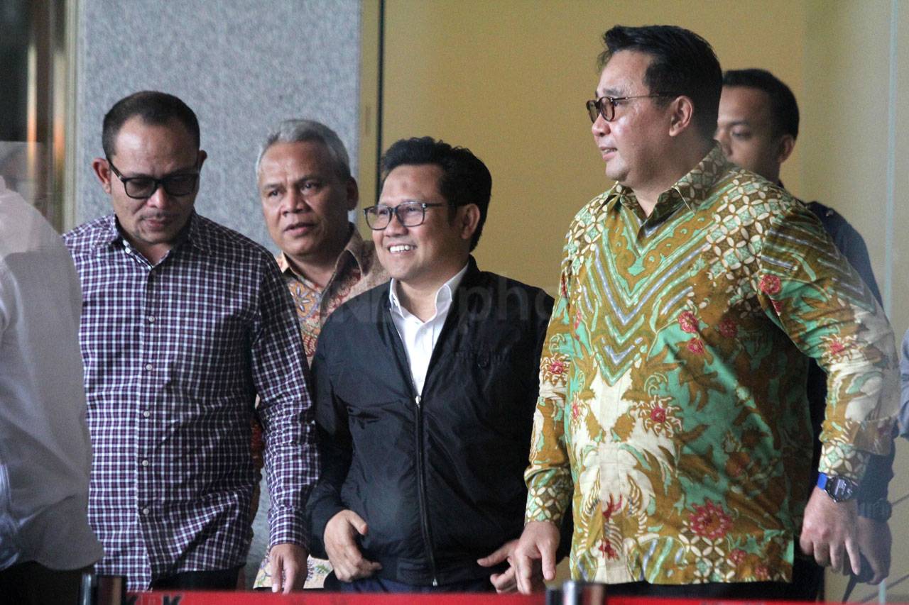 Terkait Kasus Suap Proyek...