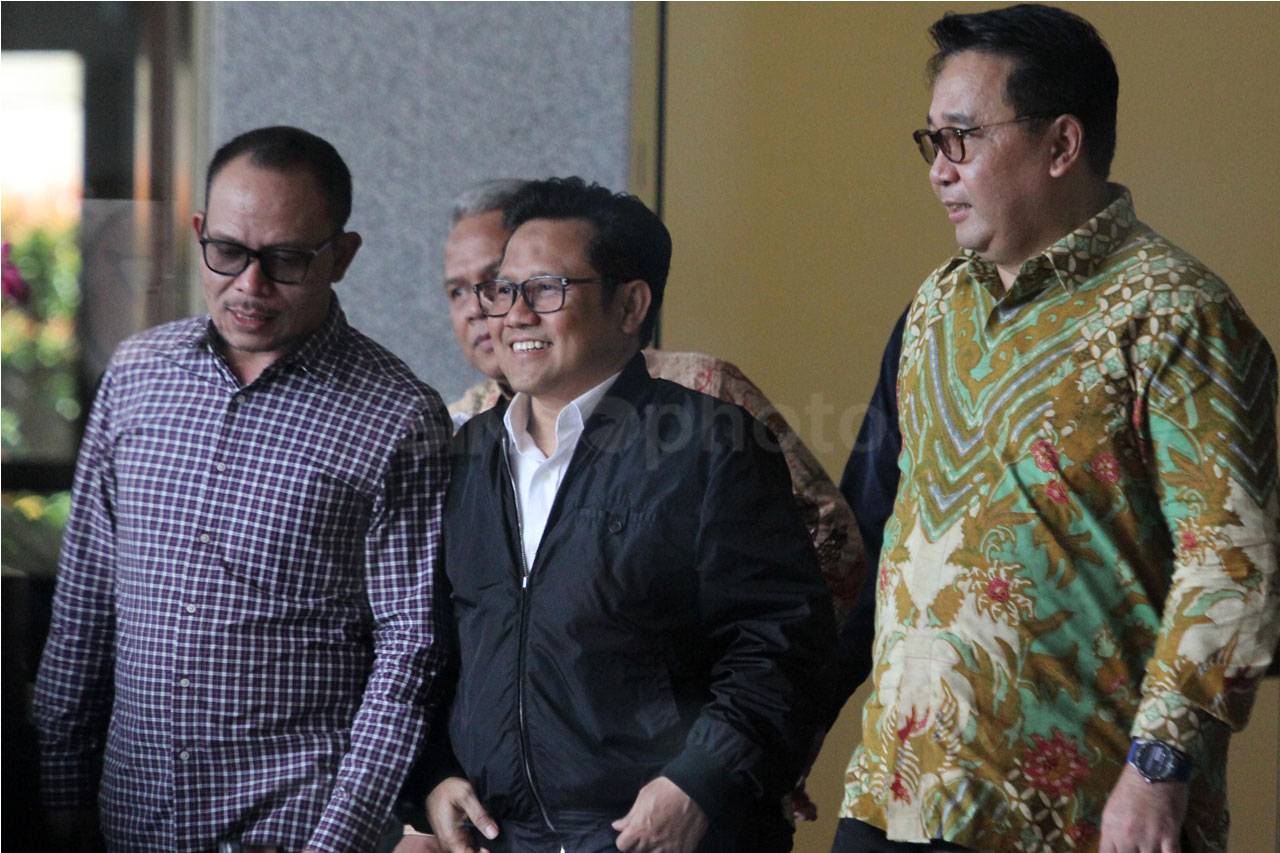 Terkait Kasus Suap Proyek...