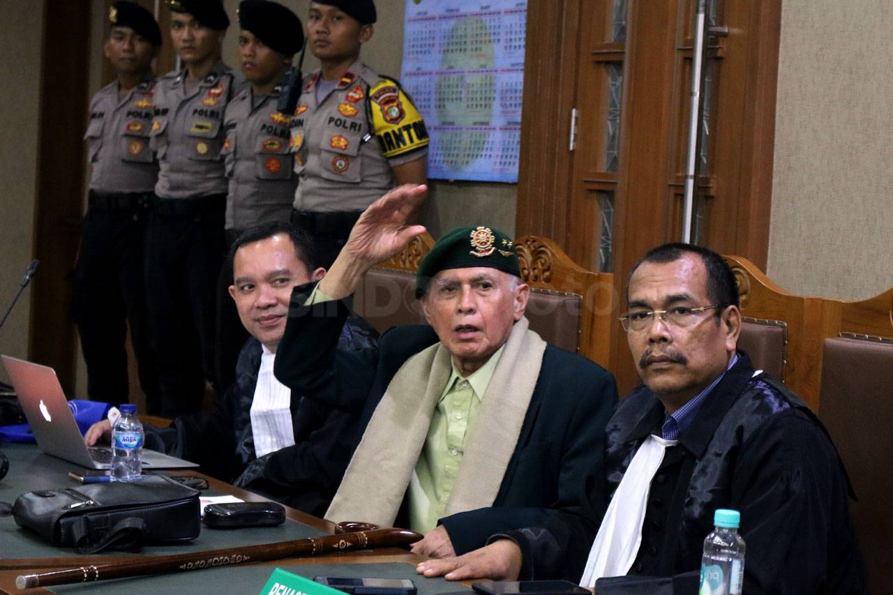 Kivlan Zen Jalani Sidang...