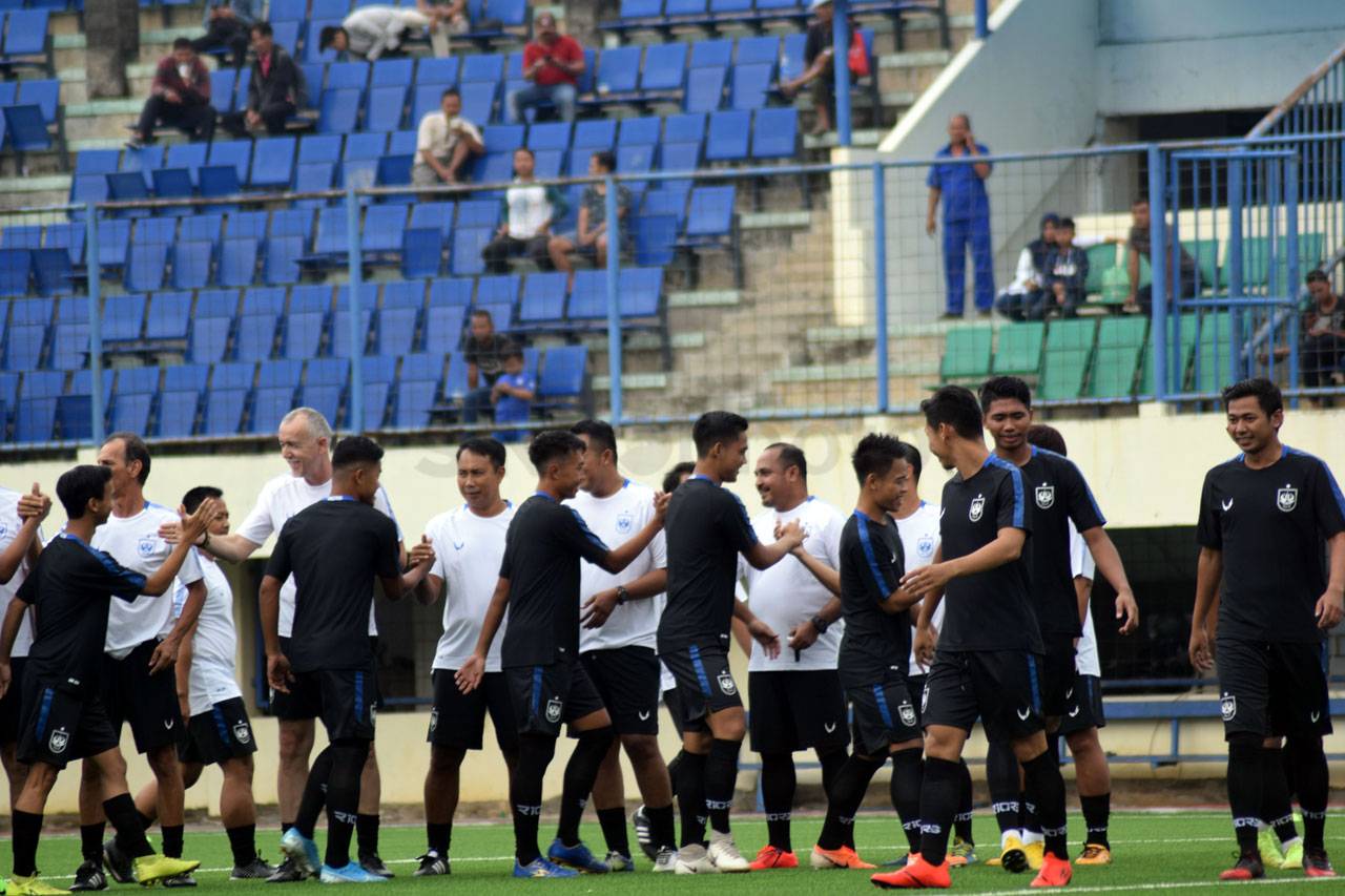 PSIS Latihan Perdana...