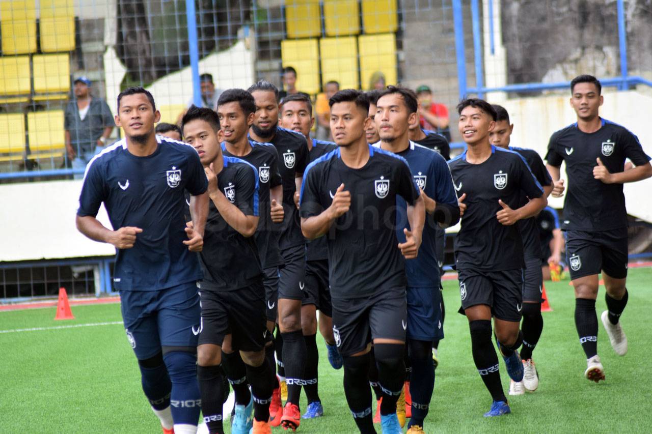 PSIS Latihan Perdana...