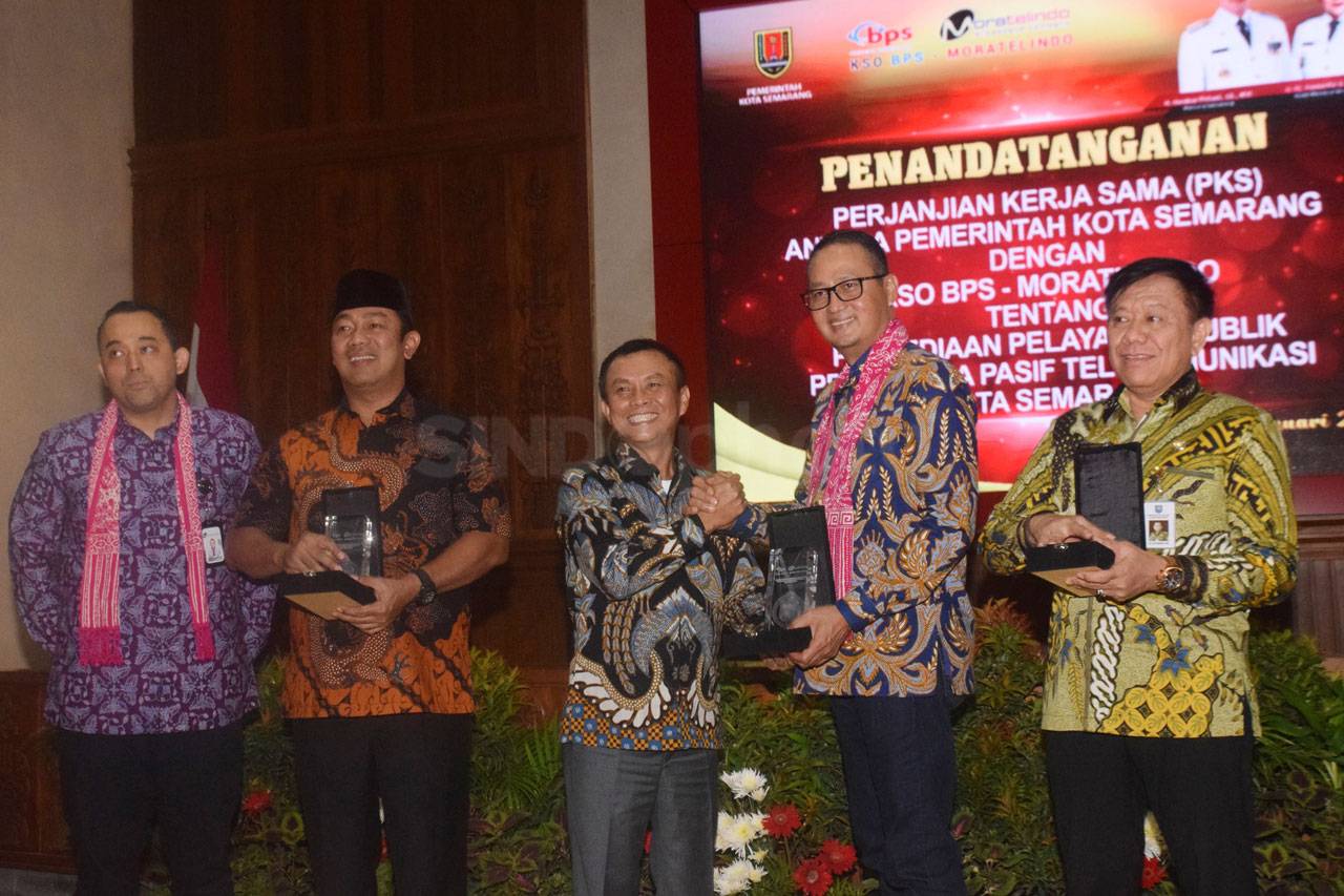 Pemkot Semarang Bangun...