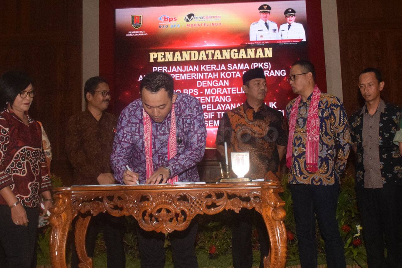 Pemkot Semarang Bangun...