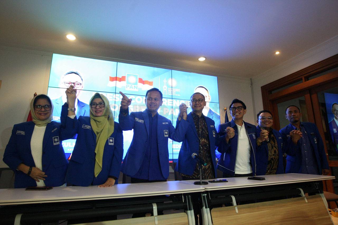 Gelar Kongres di Kendari,...