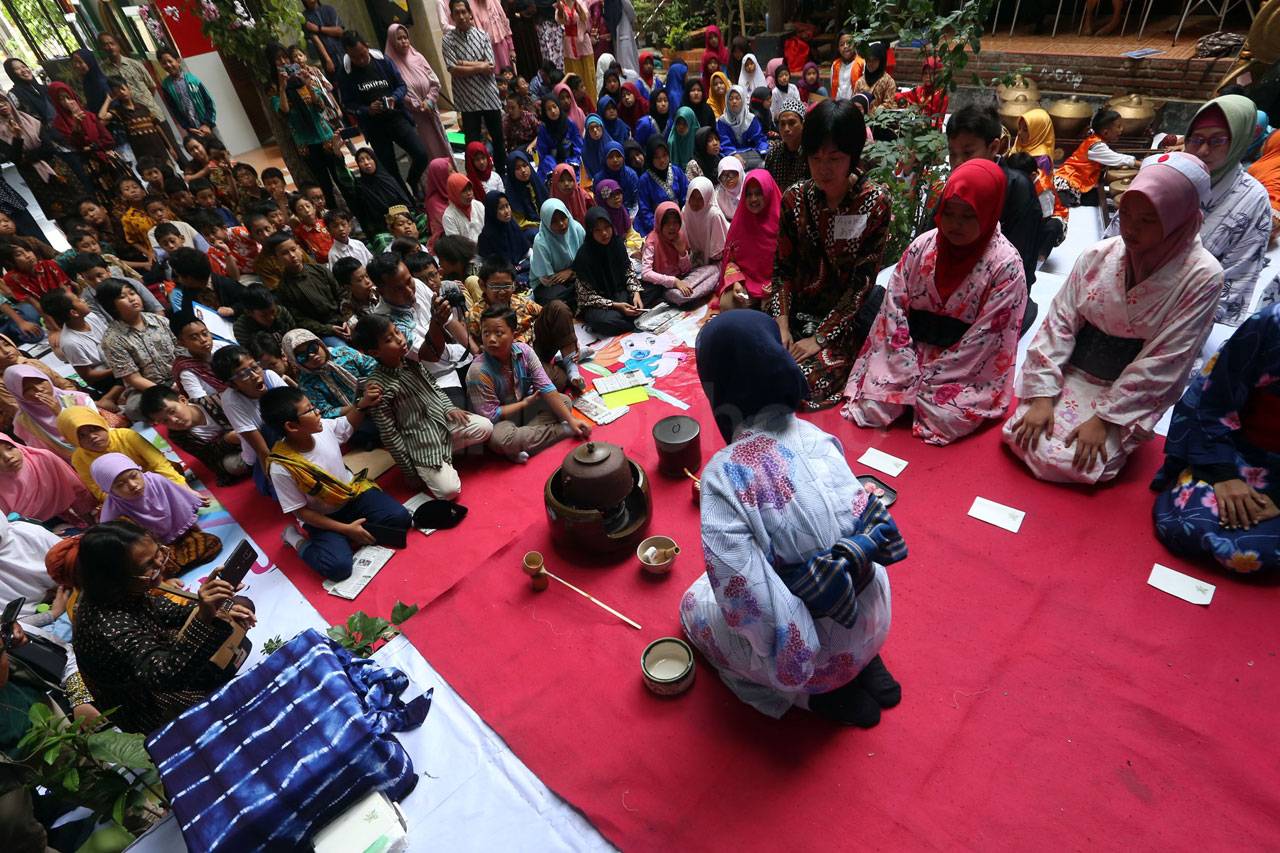 Pertukaran dan Pengenalan...