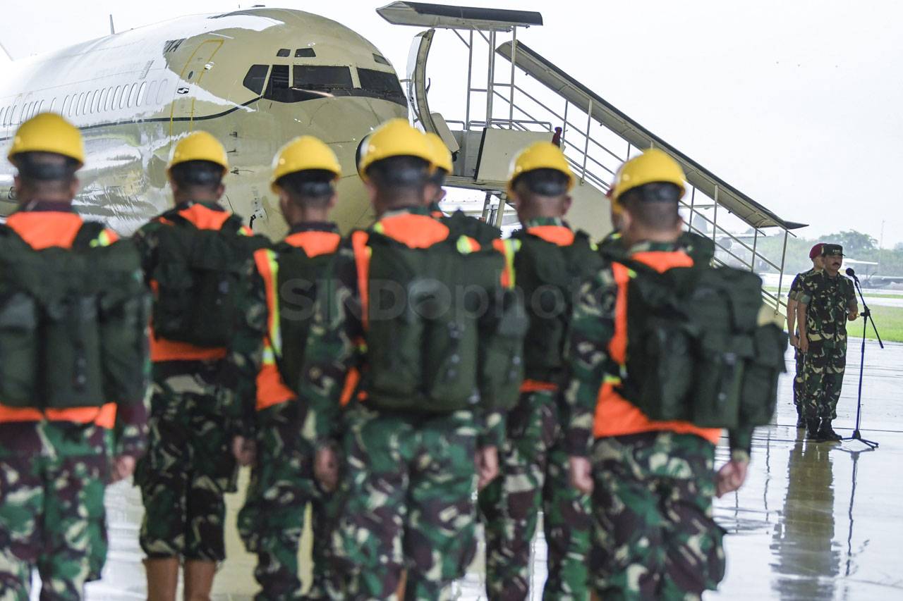 Panglima TNI Lepas Satgas...