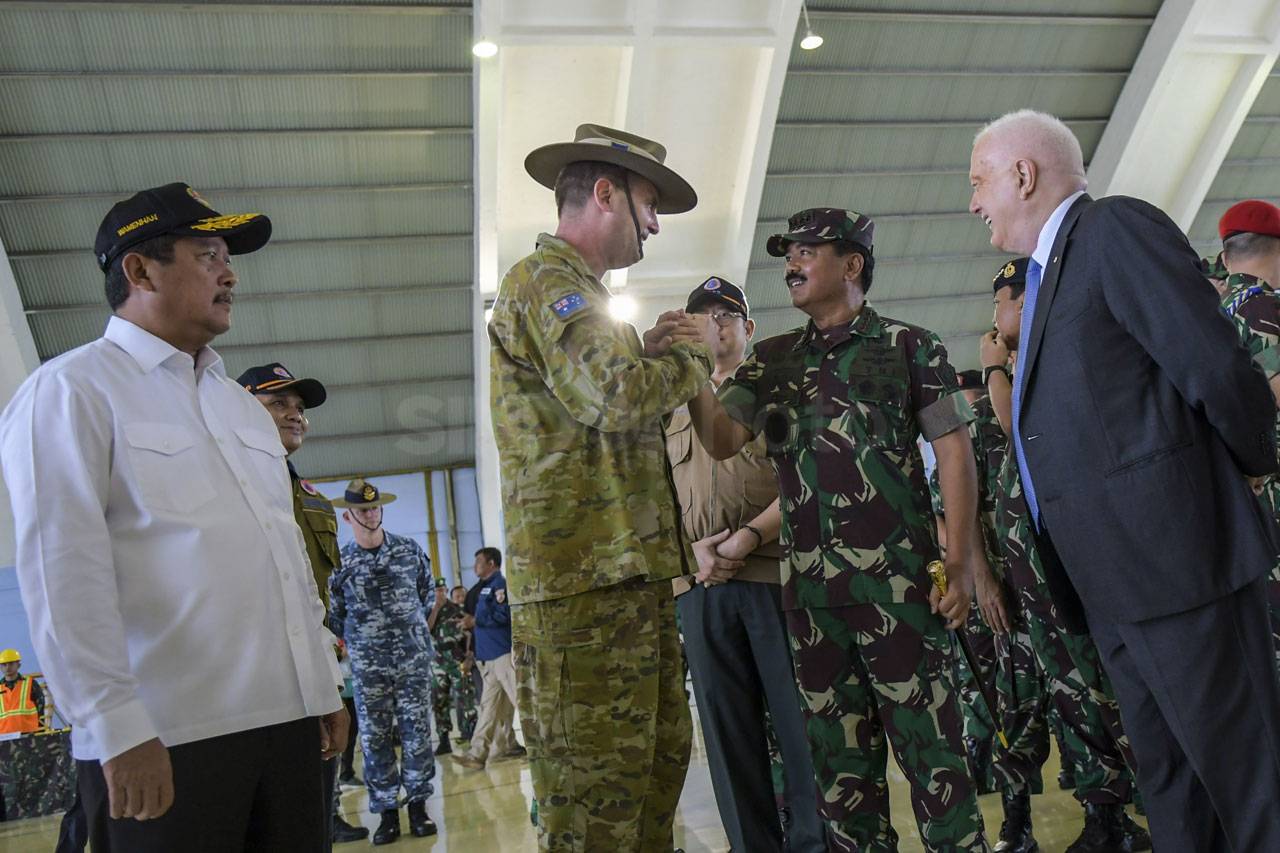 Panglima TNI Lepas Satgas...
