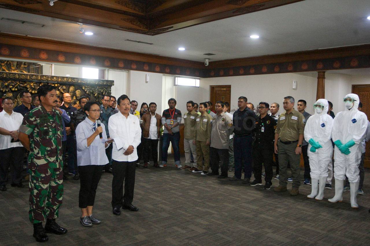 Menlu, Menkes dan Panglima...