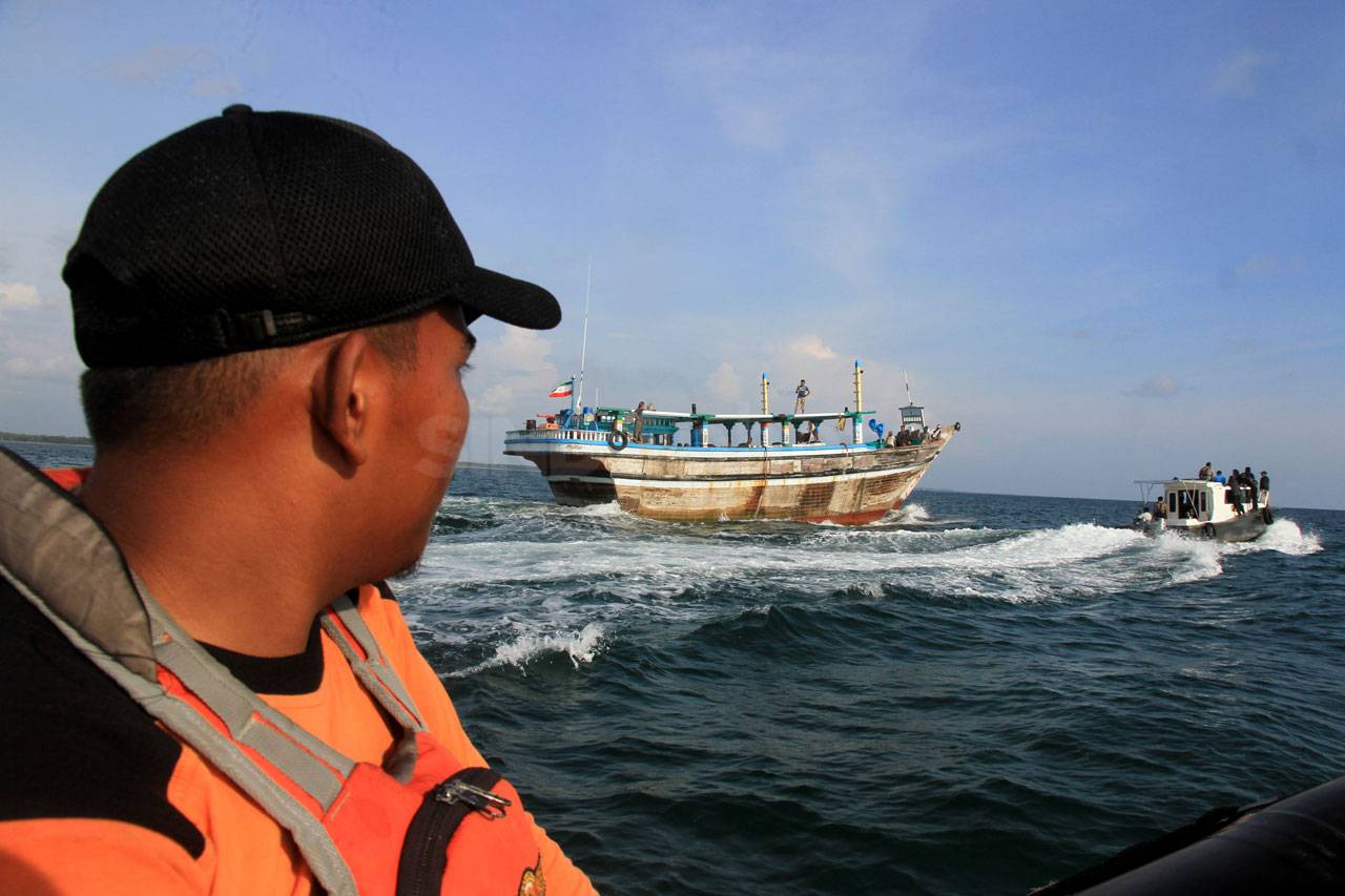 Kapal WNA Iran yang...
