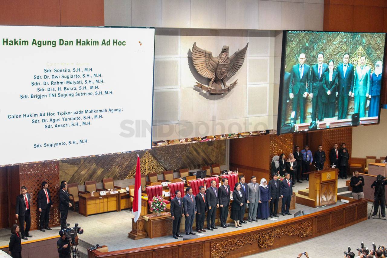 Paripurna DPR Sahkan...