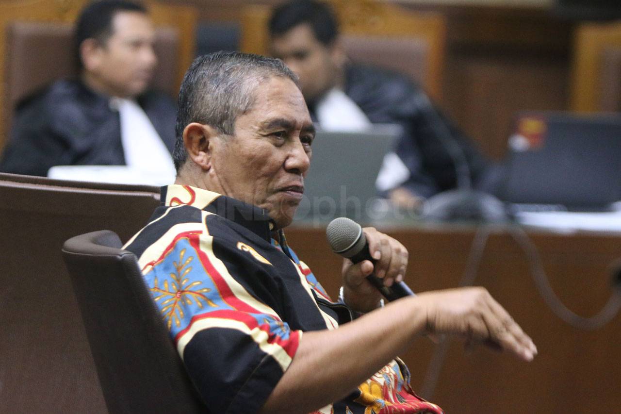 Andra Y Agussalam dan...