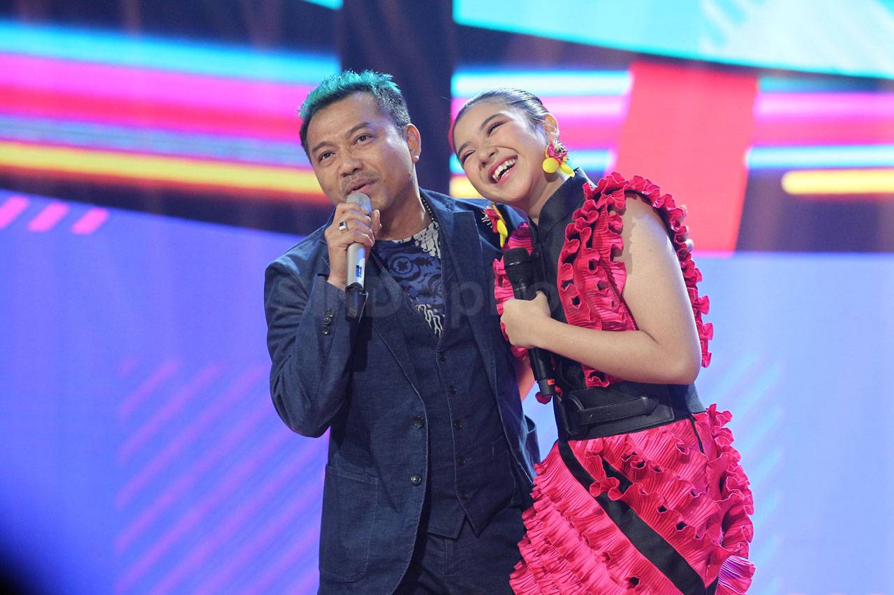 Duet Spektakuler Top...