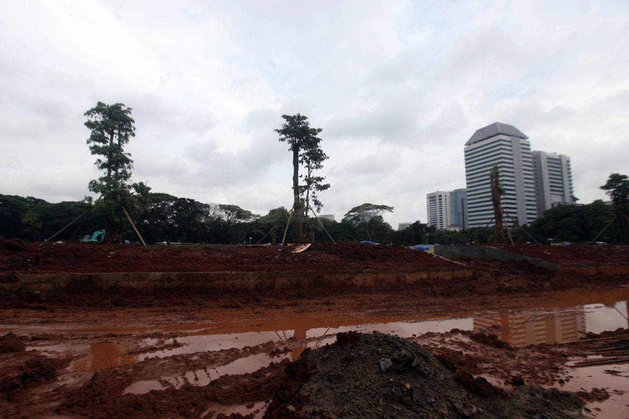 Usai Ditebangi, Monas...