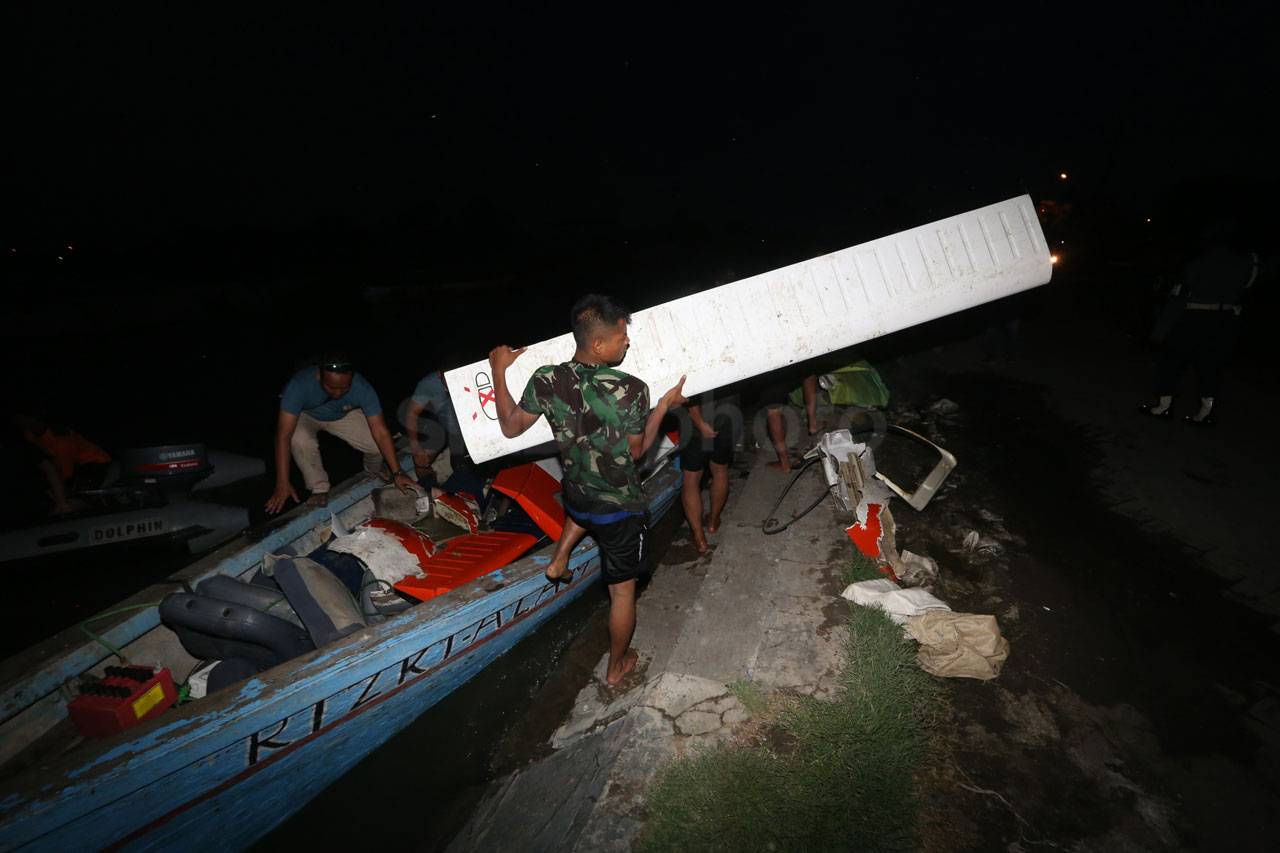 Pesawat Latih TNI AL...