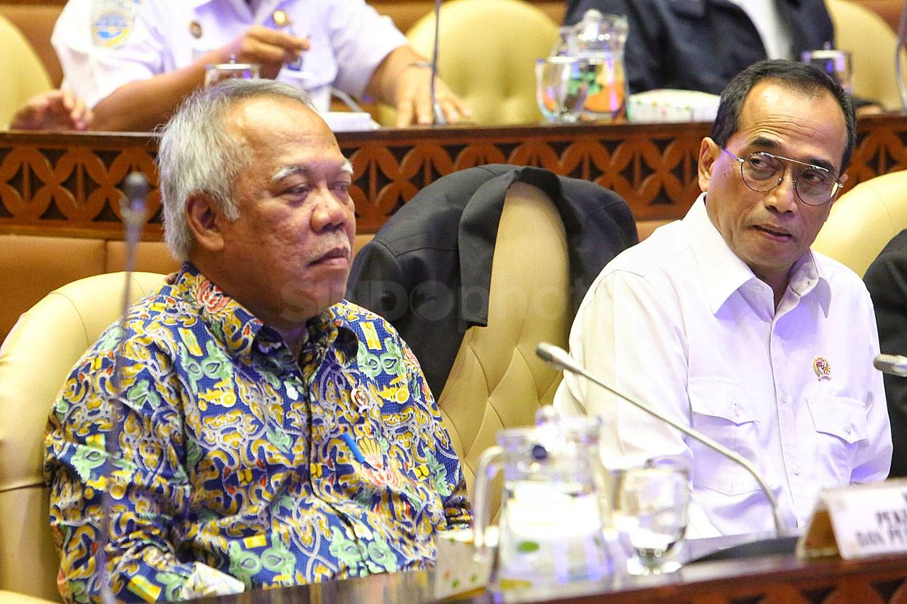 Komisi V Raker dengan...