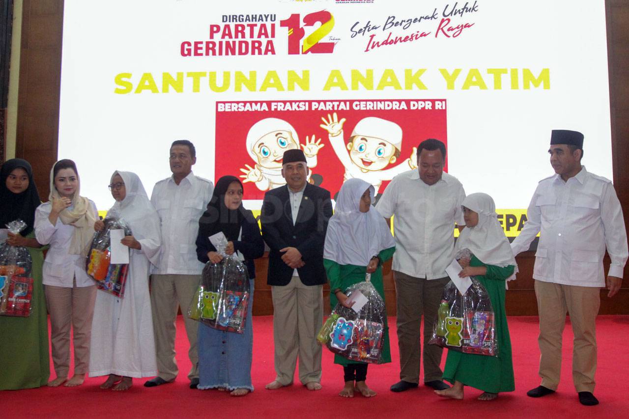 HUT Ke-12, Fraksi Gerindra...