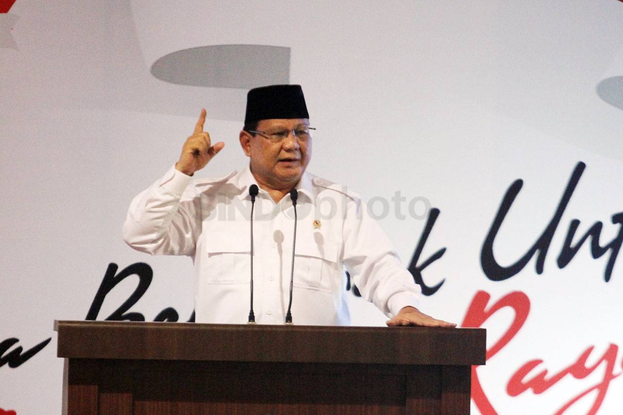 Prabowo Subianto Hadiri...