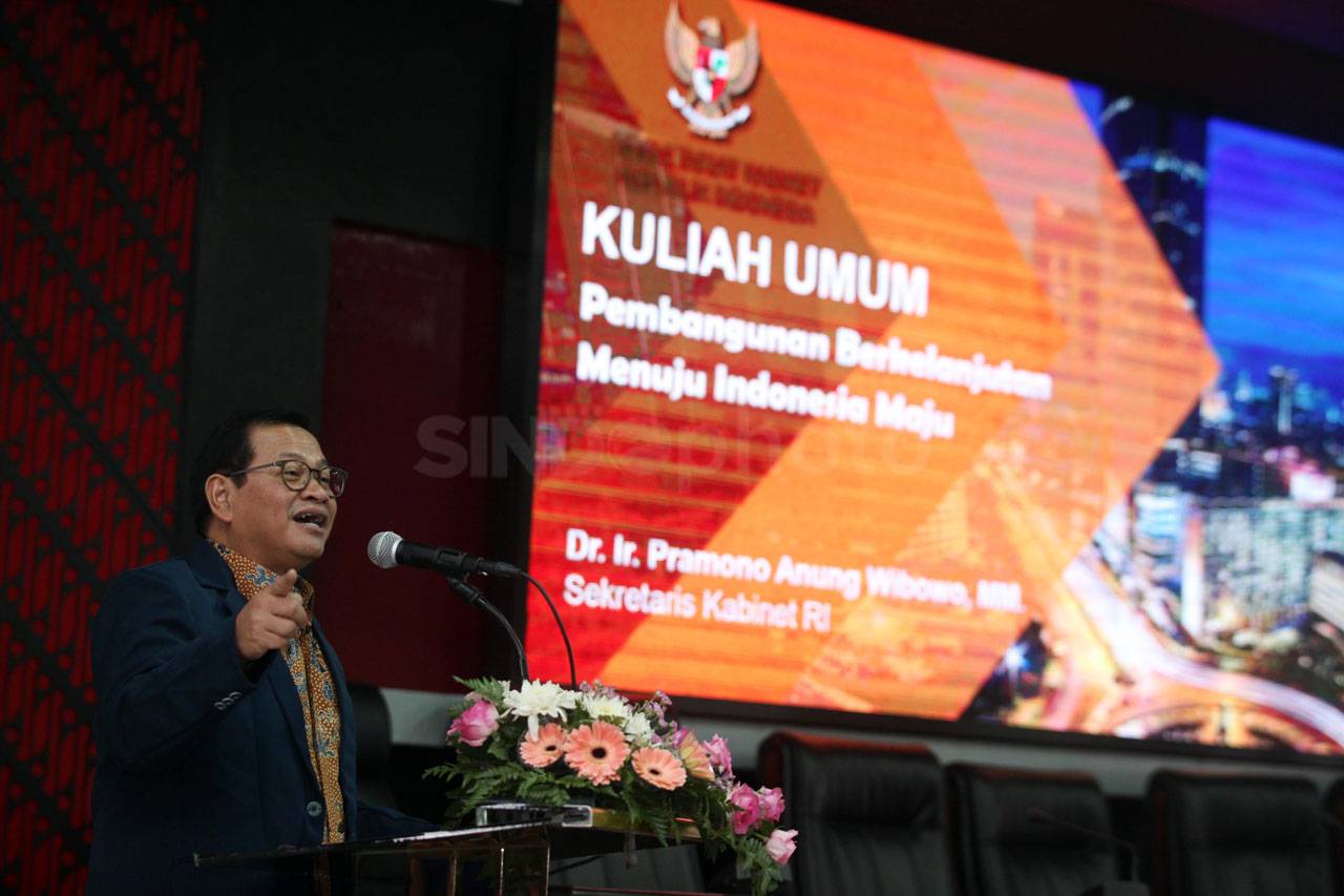 Bupati Pasangkayu Agus...