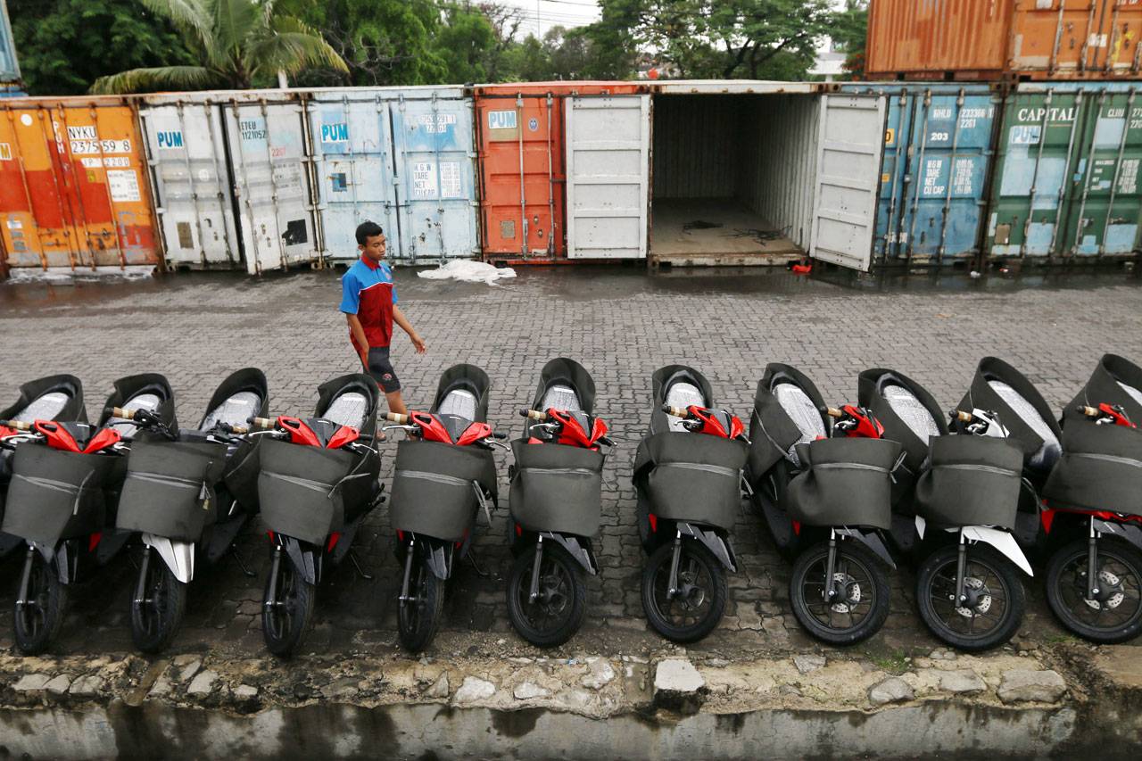 AHM Ekspor 301.935 Unit...