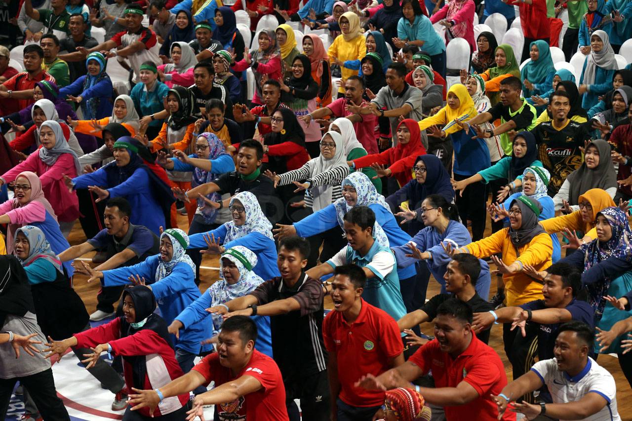 Pelatih NBA Latih Basket...