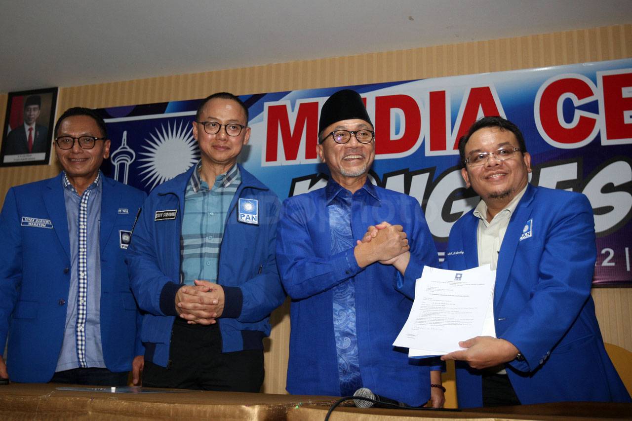 Zulkifli Hasan Maju...