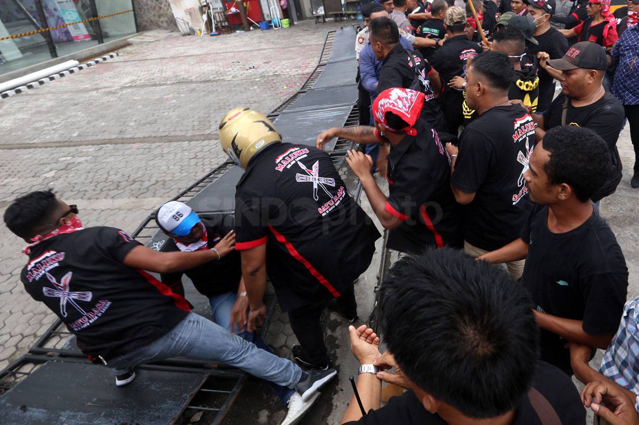 Kerabat Kekerasan Berujung...