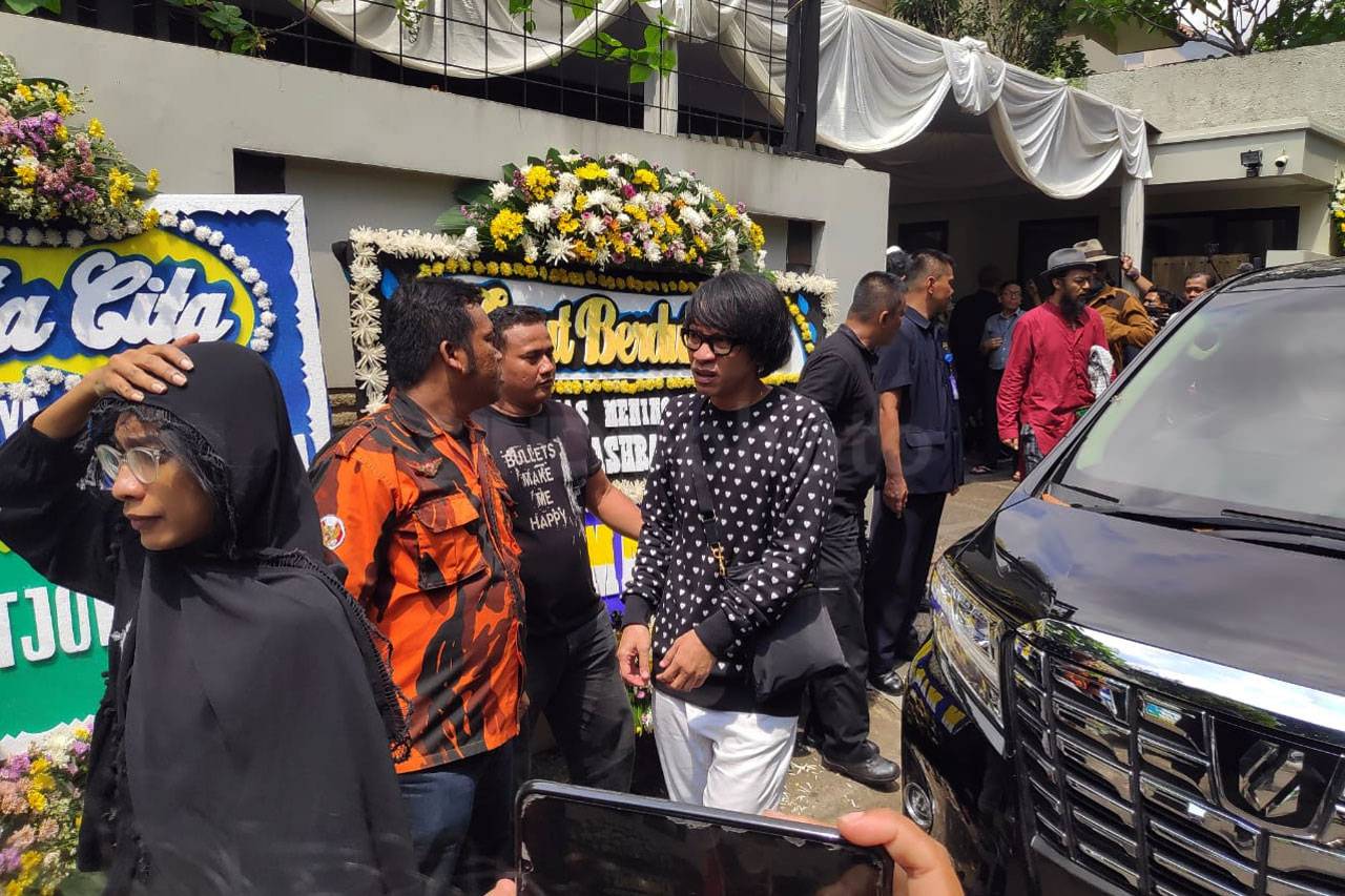Suasana Haru Warnai...