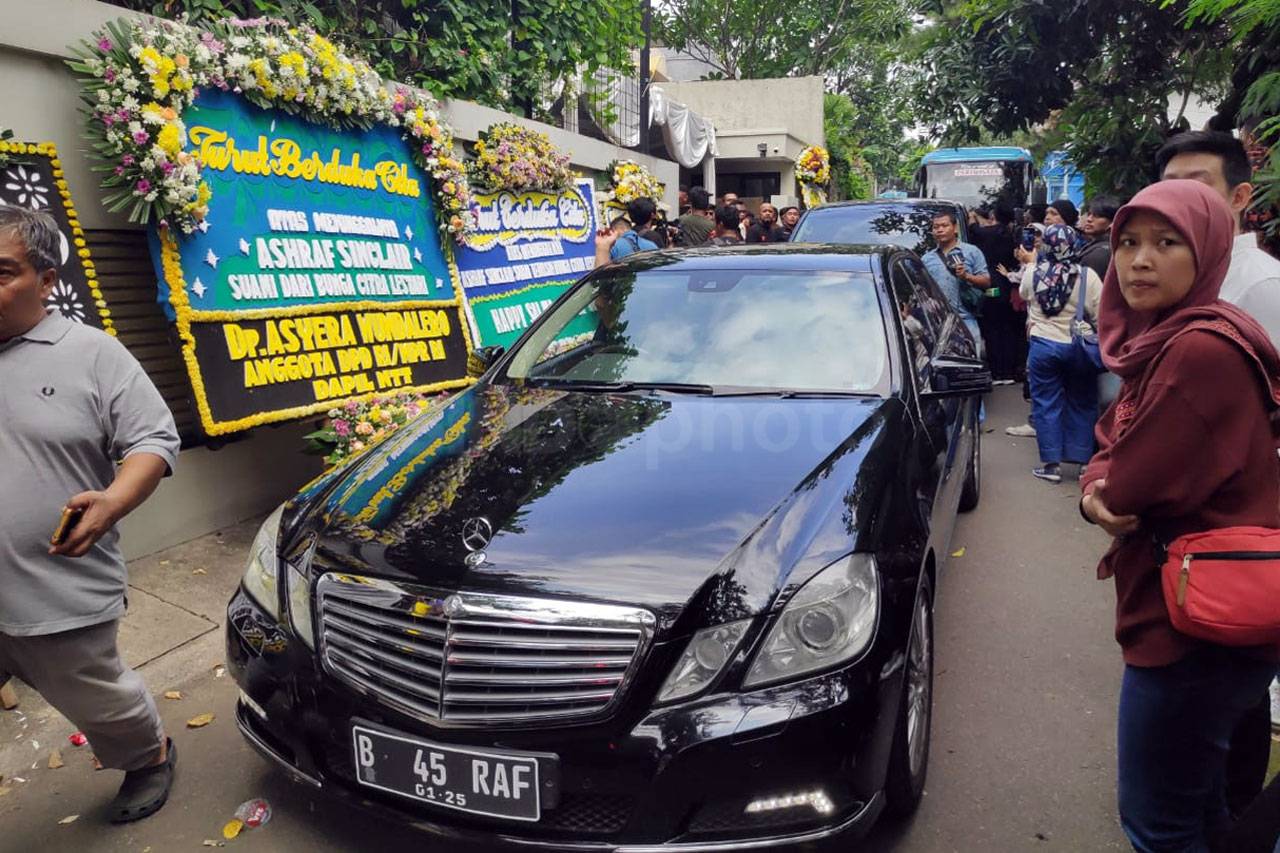 Suasana Haru Warnai...