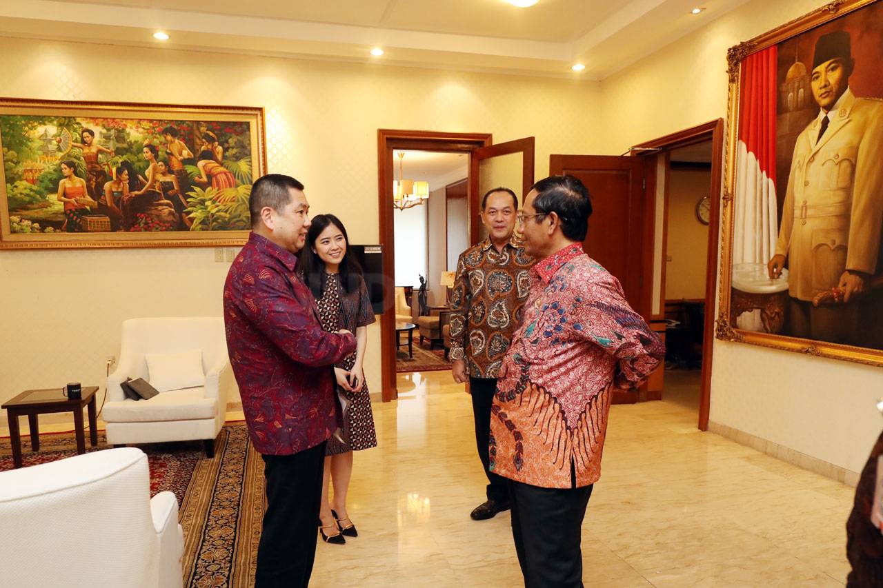 HT Sambangi Menkopolhukam...