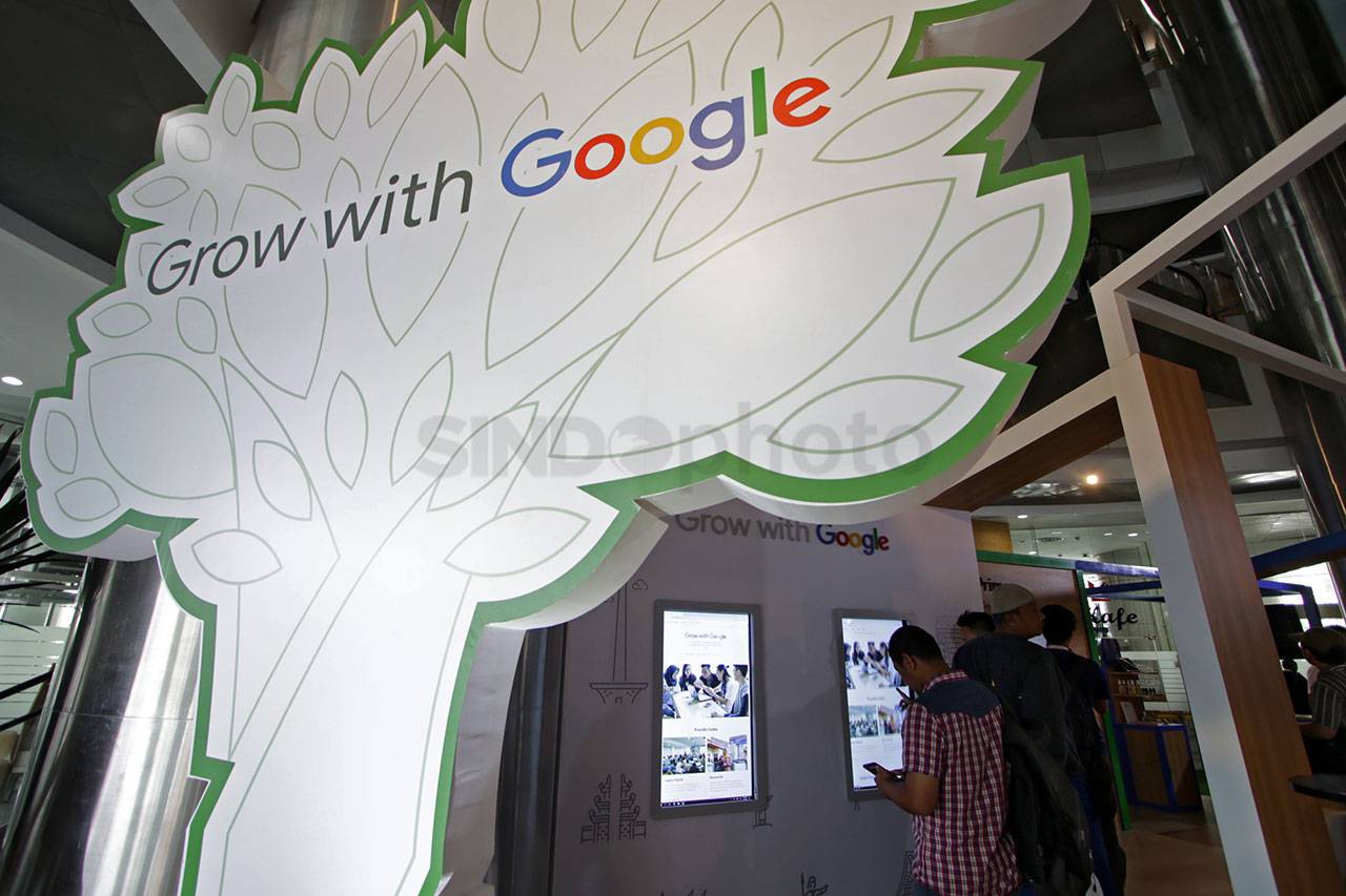 Google Donasikan USD1...