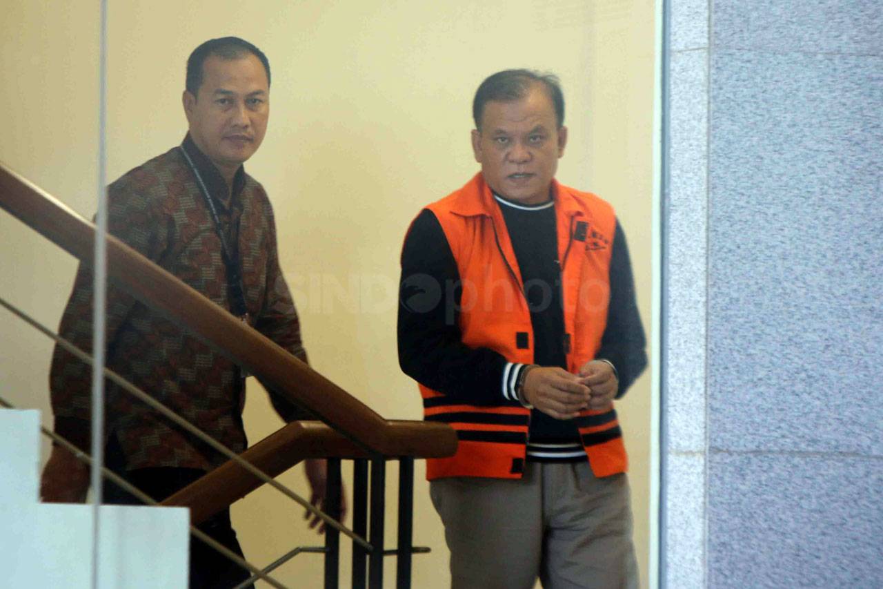 KPK Lanjutkan Pemeriksaan...