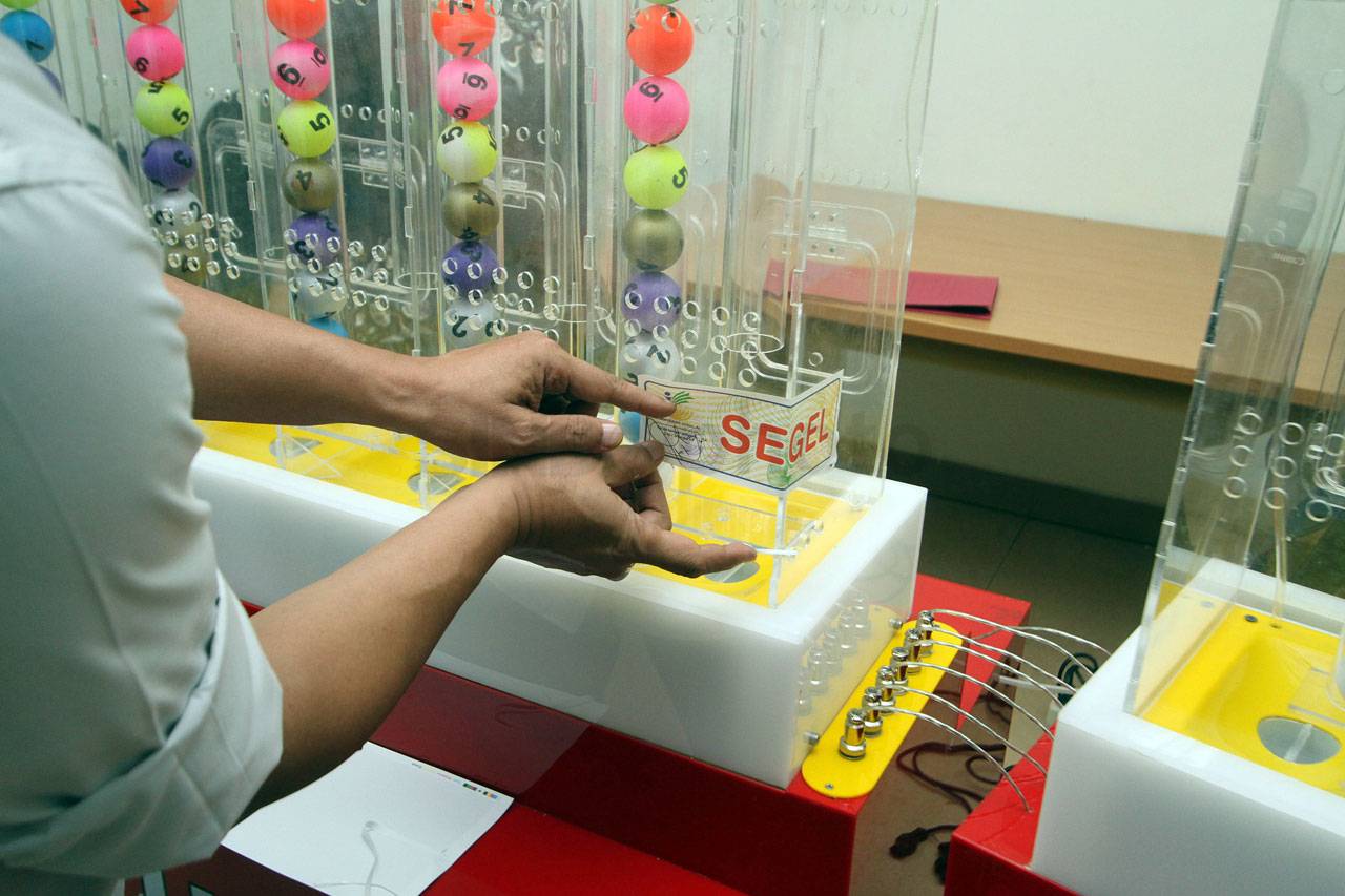 Bank DKI Gelar Undian...