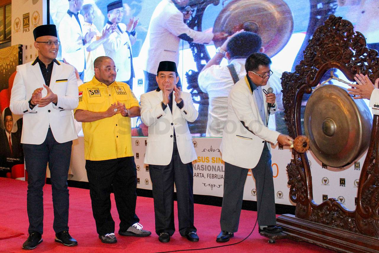 PKS Gelar Kursus Singkat...